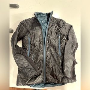 Lululemon reversible jacket. Black and teal.